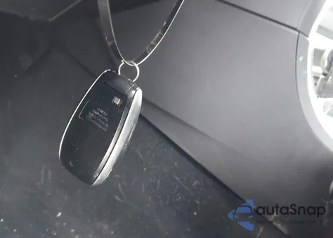 2021 Subaru Ascent Premium z USA, uszkodzony, nr VIN 4S4WMAFD4M3441774